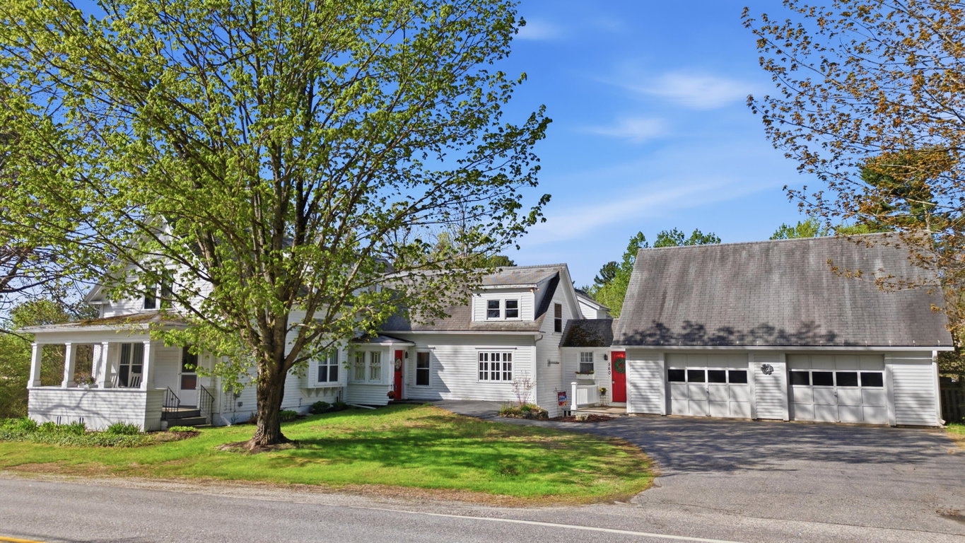 560 Auburn Road Auburn