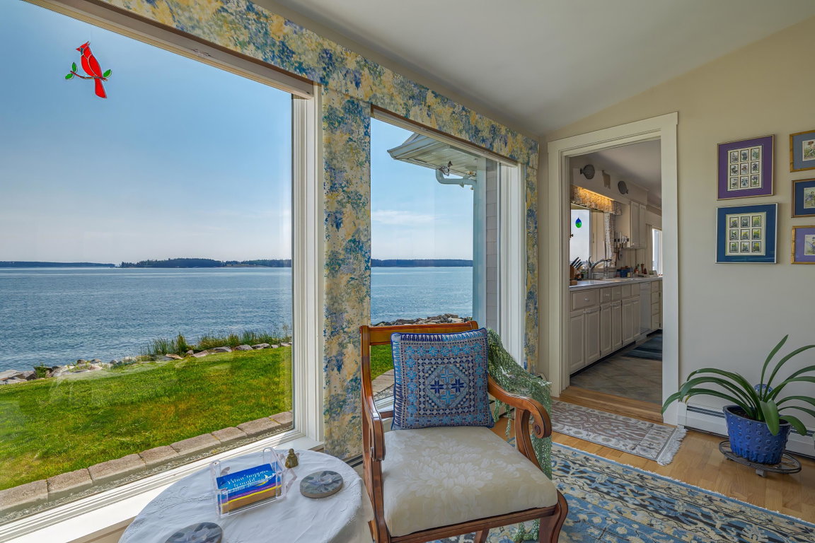 Four season sun room