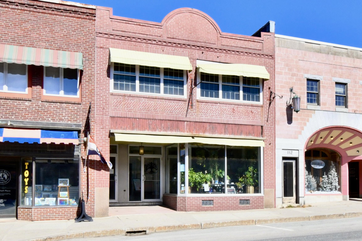 108 Main St