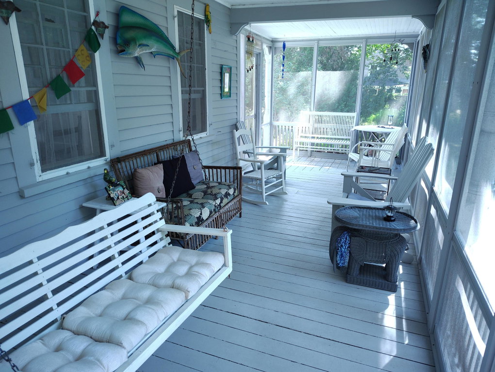 PORCH 4