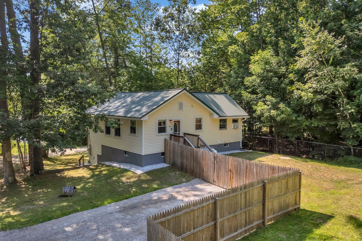 93 Rockaway Road Falmouth