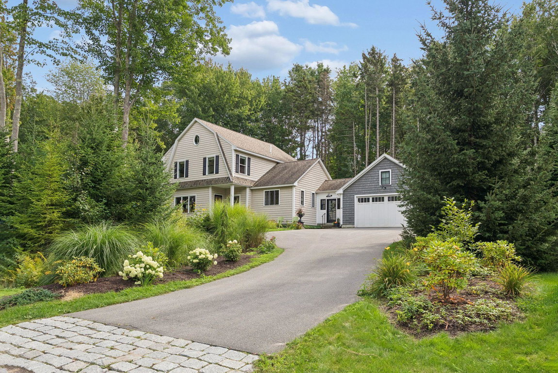 16 Forest Hill Lane Kennebunk