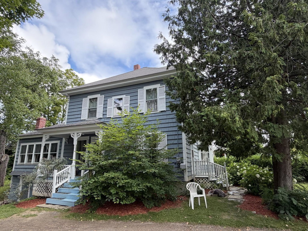 30 Bowdoin Street Houlton