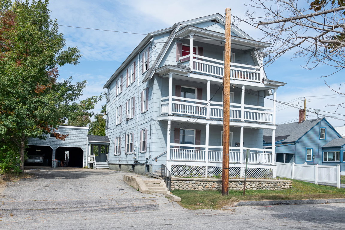 154 Essex Avenue Rumford
