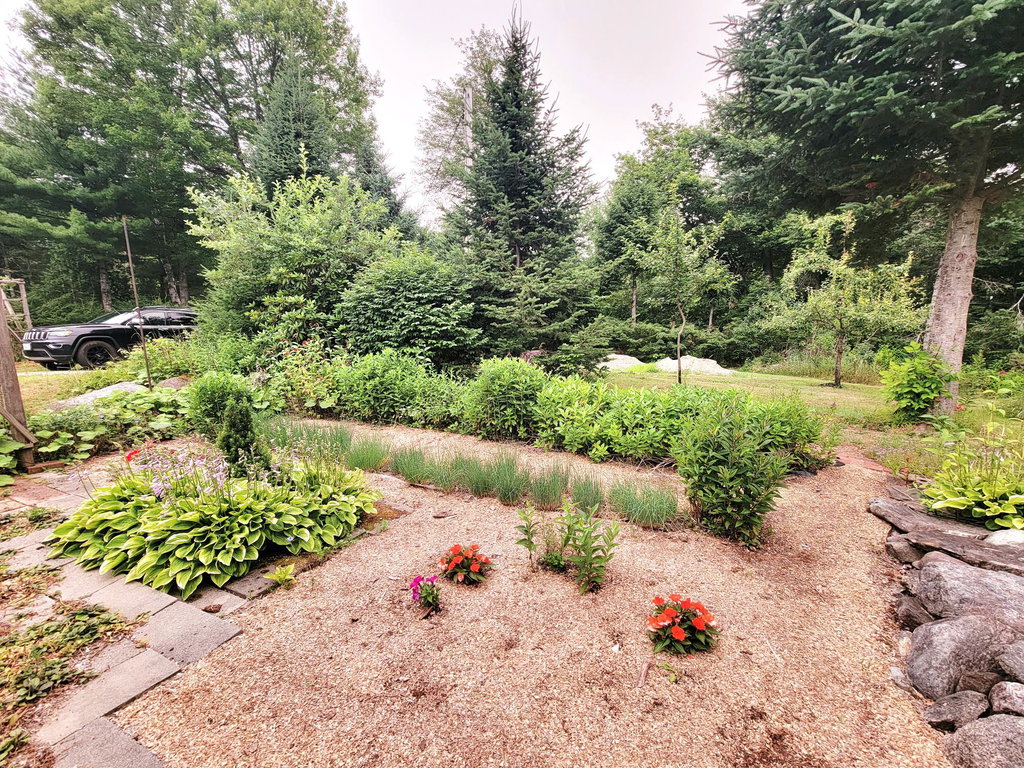 Extensive Gardens