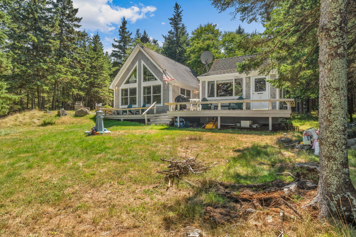 53-web-or-mls-142-e-point-rd