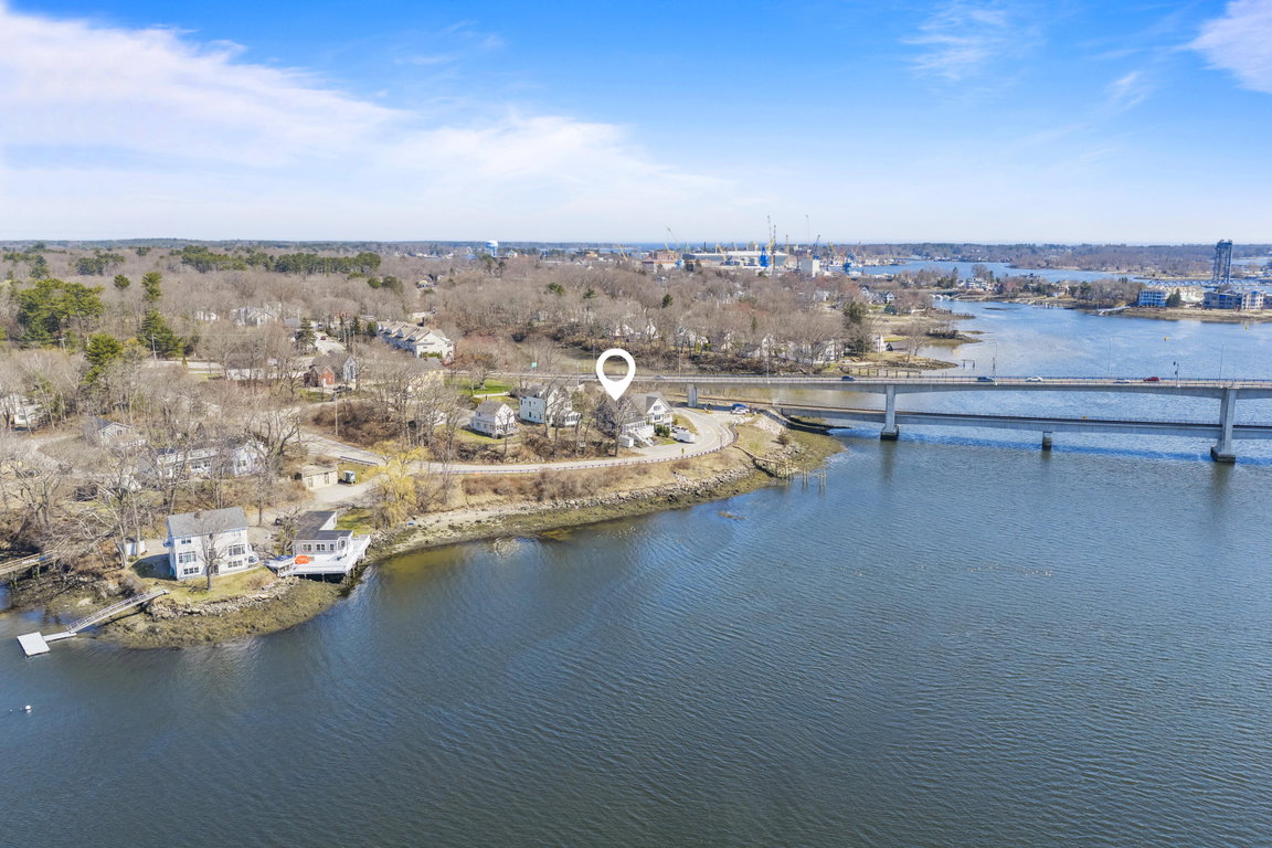 30 Bridge Street Kittery