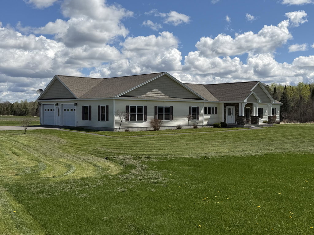 207 Corinth Road Hudson