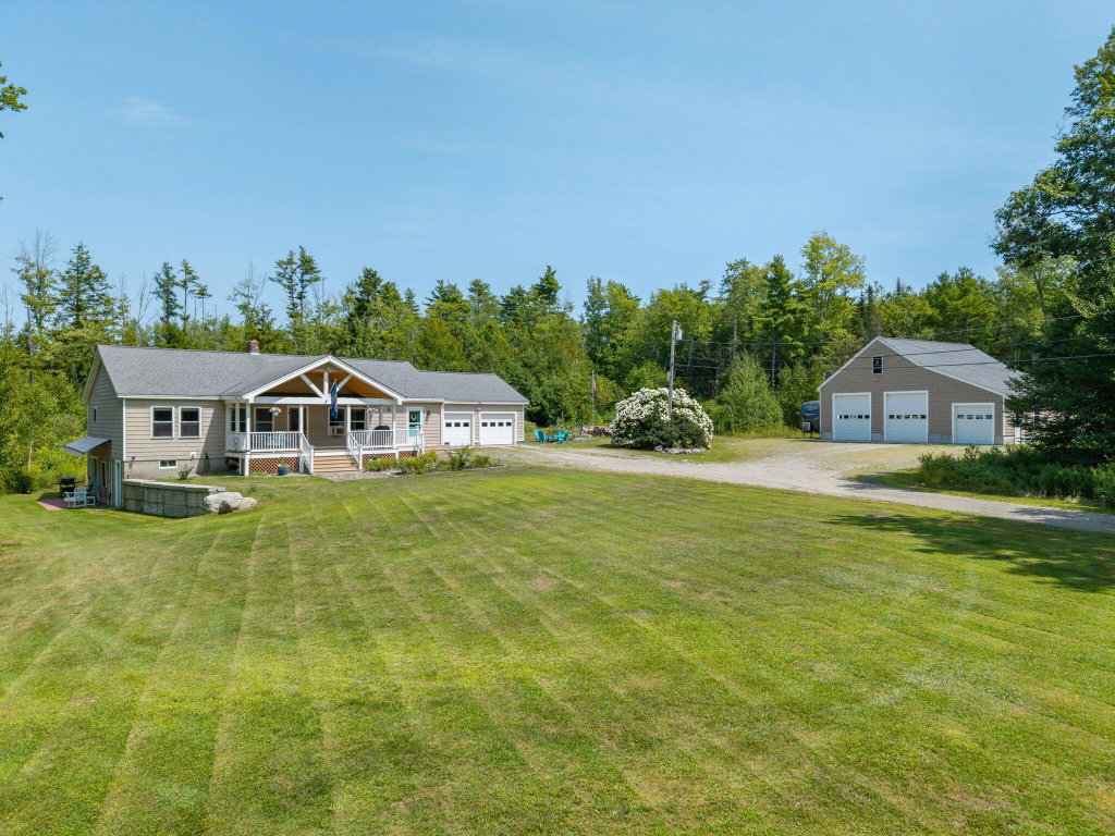 16 Three Pond Trail Wiscasset