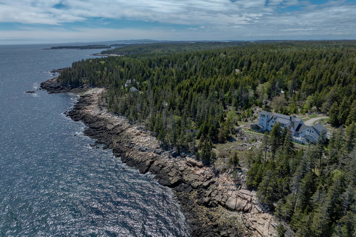 110-360 Red Point Road-DTP