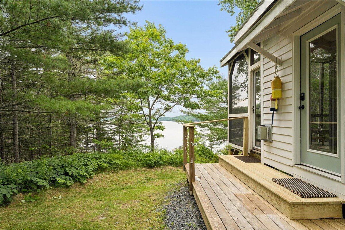 22-111 Franks Flat-Cove House