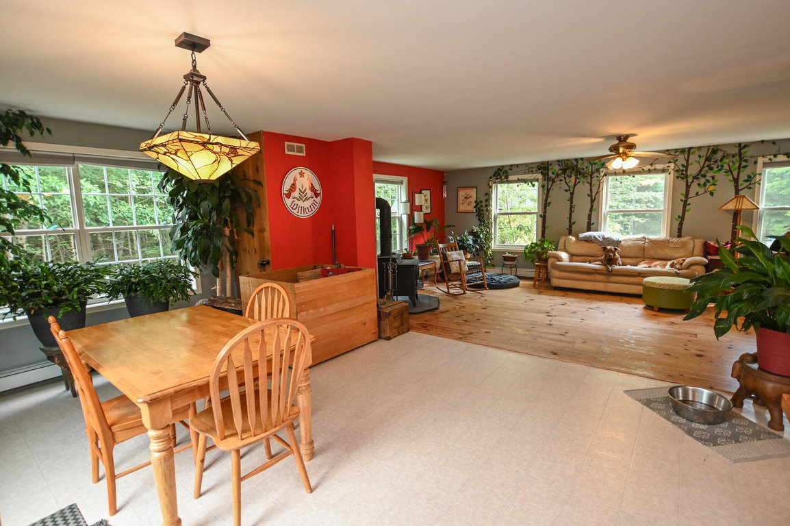 Living Room & Dining Area