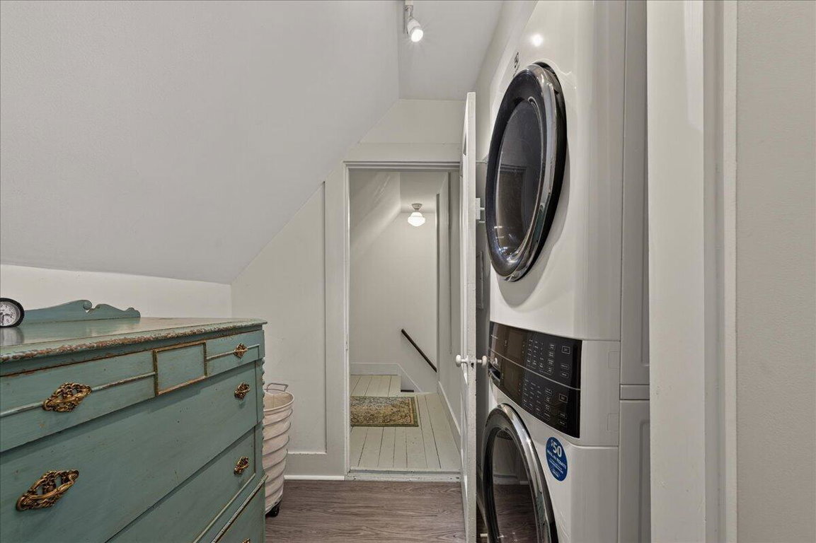 2nd floor laundry