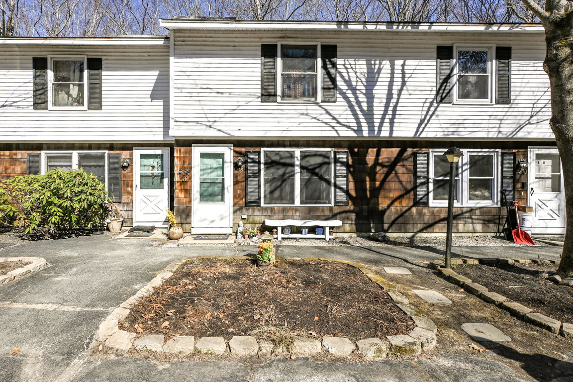 18 Cosmic Way Windham