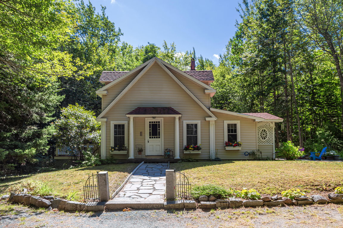 102-Degregoire-Exterior-3