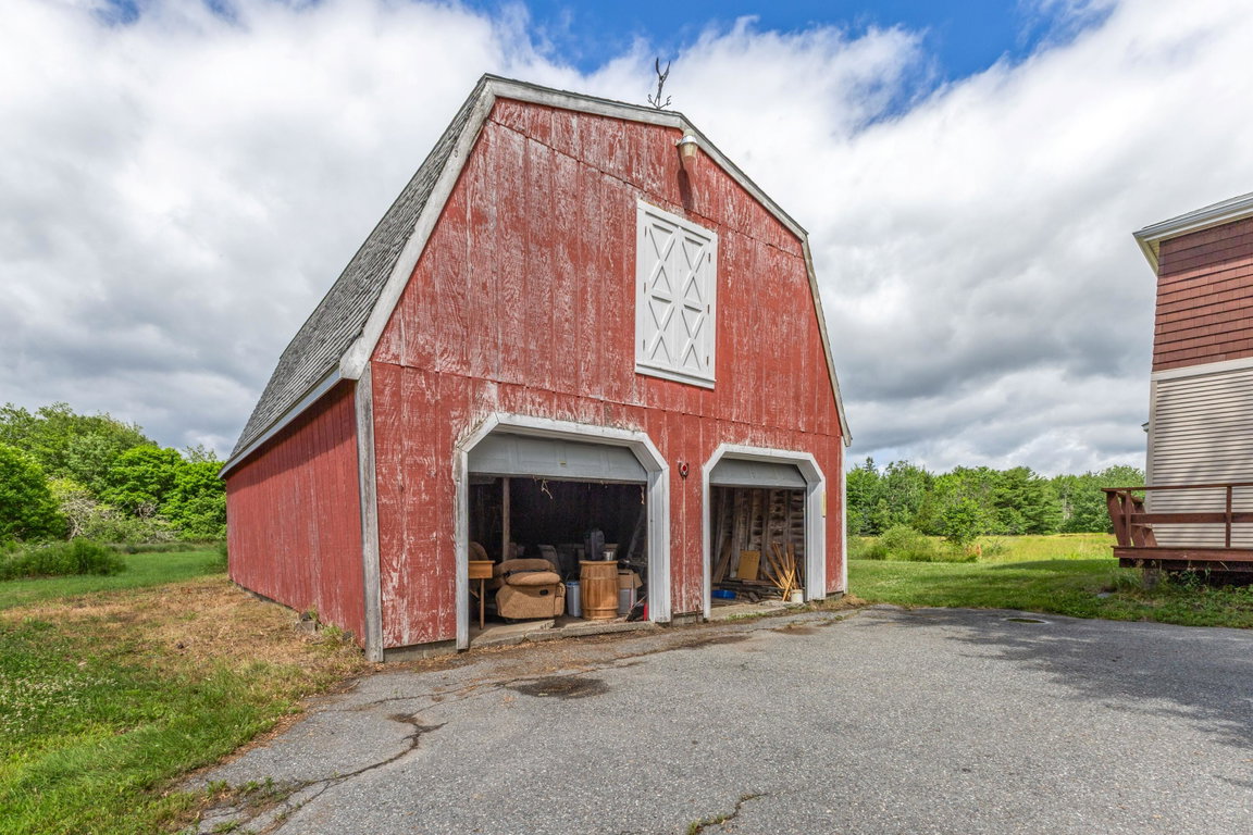 Barn