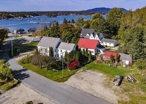 13 McMullen Avenue Tremont