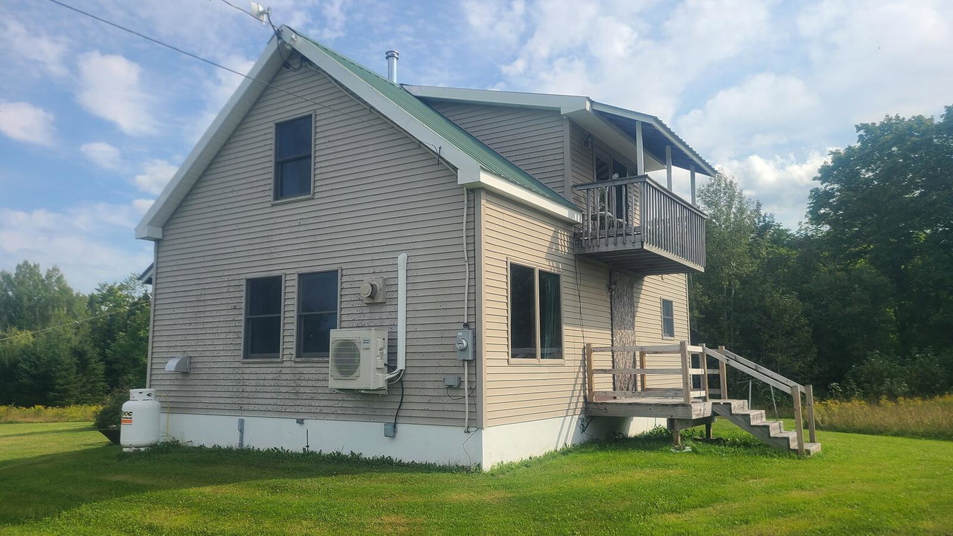 350 High Meadow Road Perham