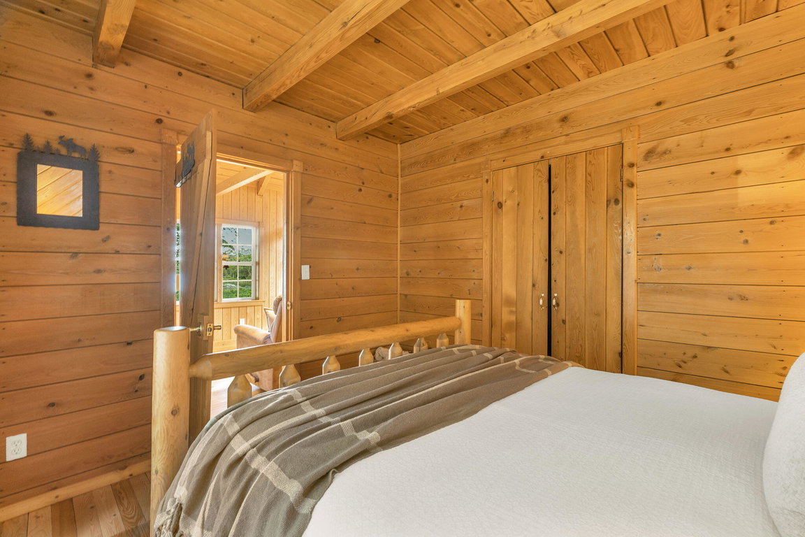 18-web-or-mls-22-benoits-way