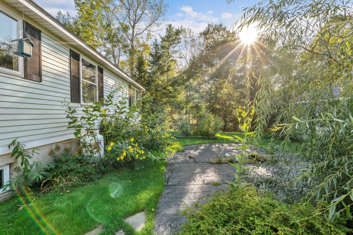 43-web-or-mls-736-eagle-lake-rd