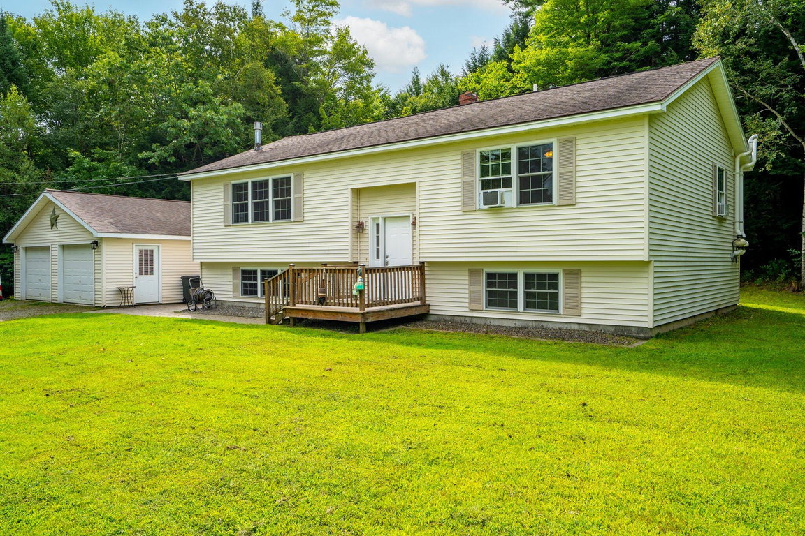 21 Seth's Way West Gardiner