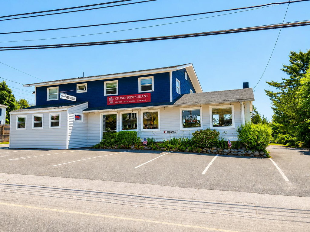 Chaseu2019s Restaurant