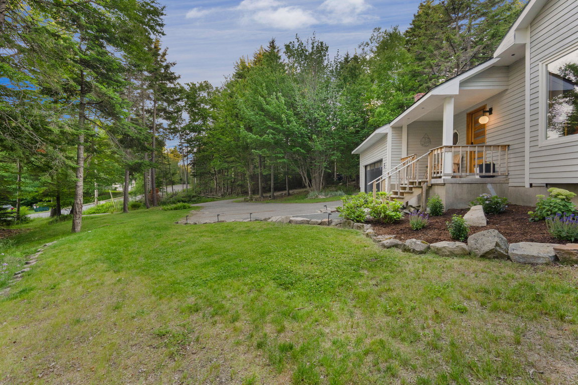 5 Cedar Hill Rd