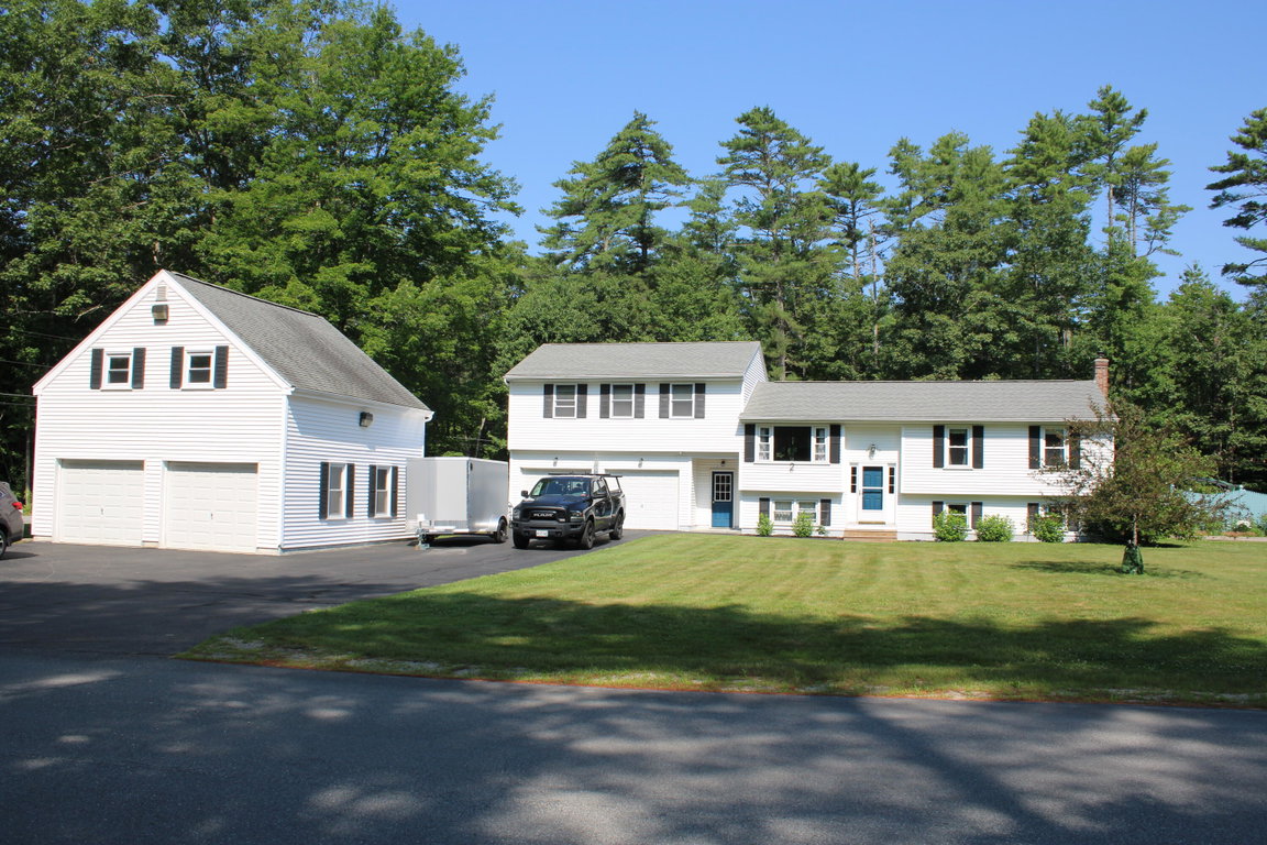 2 Royal Pine Drive Standish