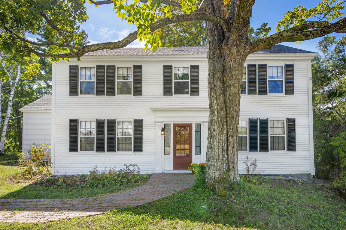 651 College Avenue Old Town