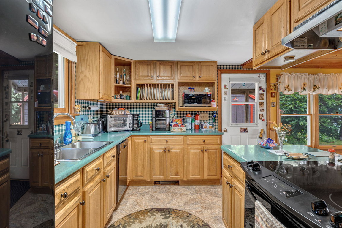 36-web-or-mls-293-scotts-neck-rd