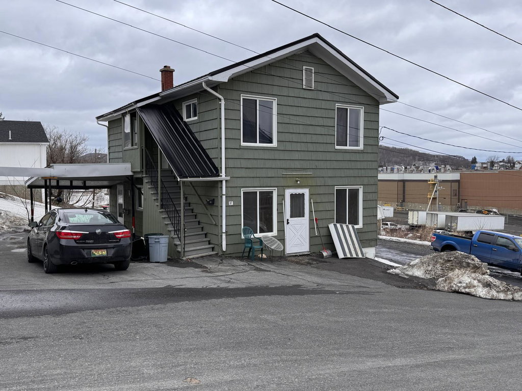 97 13th Avenue Madawaska