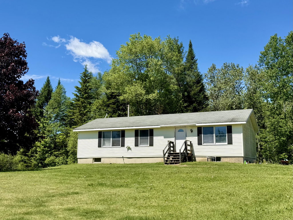 207 Bog Brook Road Crystal
