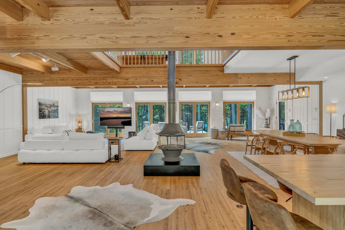 38-web-or-mls-195-branchview-dr