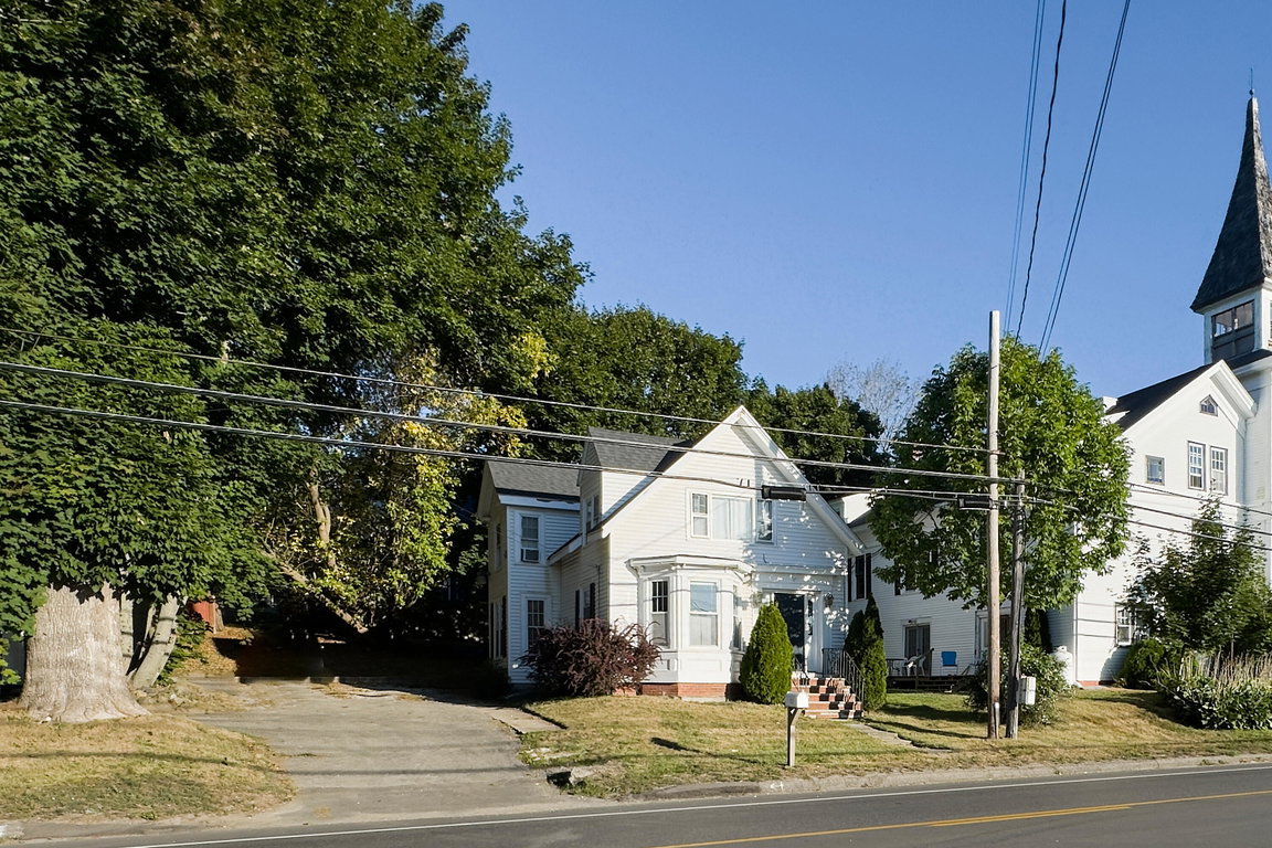 122 Camden Street Rockland