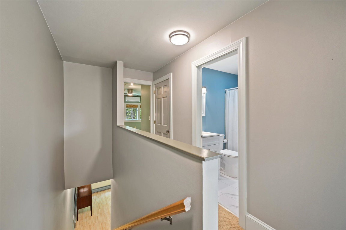 23-Upstairs Hall