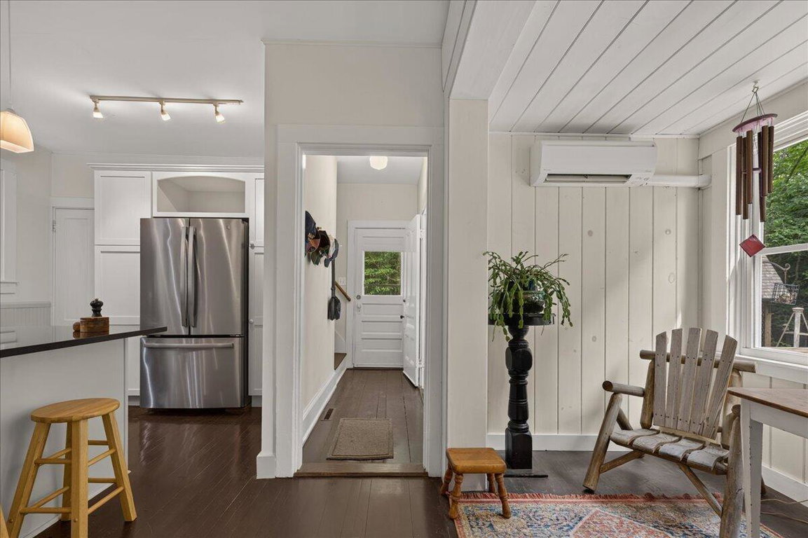 Sitting area looking into side hallway