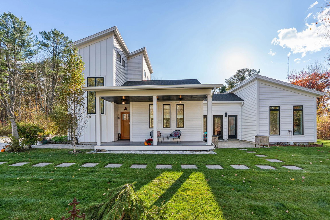 12 Wallace Street Kennebunk