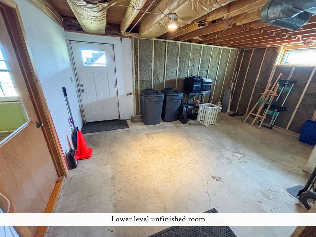 Lower Level unfinished room, label