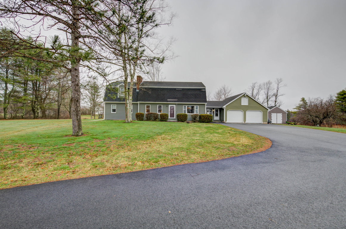 315 River Road Windham