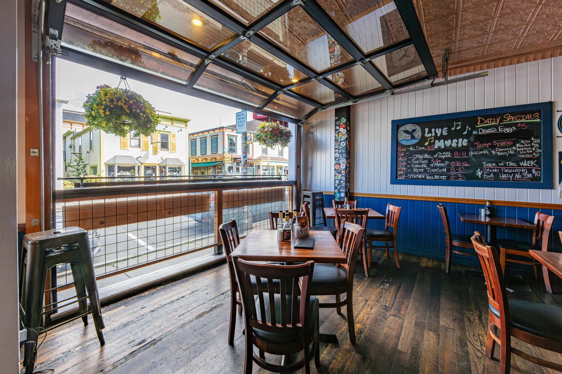 Finback-Interior-4