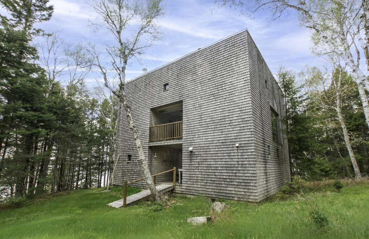 85 Side Road Machiasport