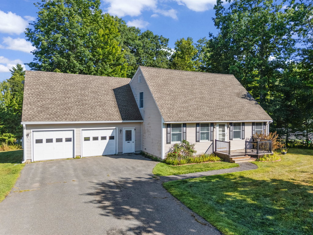 25 Munn Drive Hermon