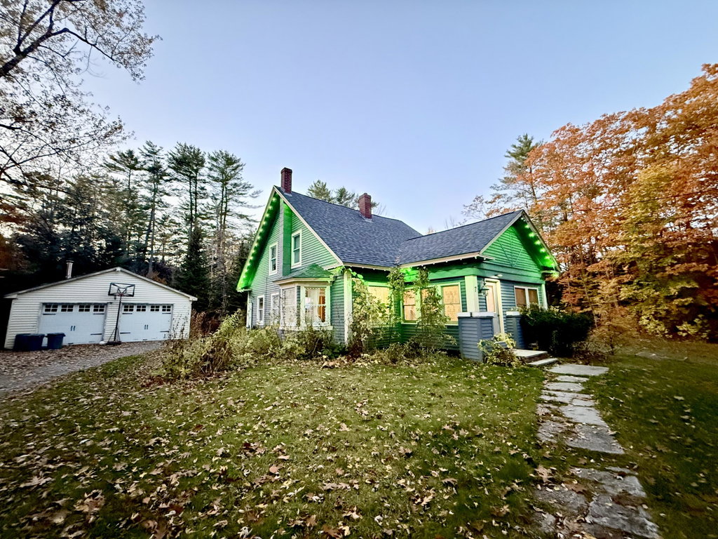 7 Old Lewiston Road Monmouth