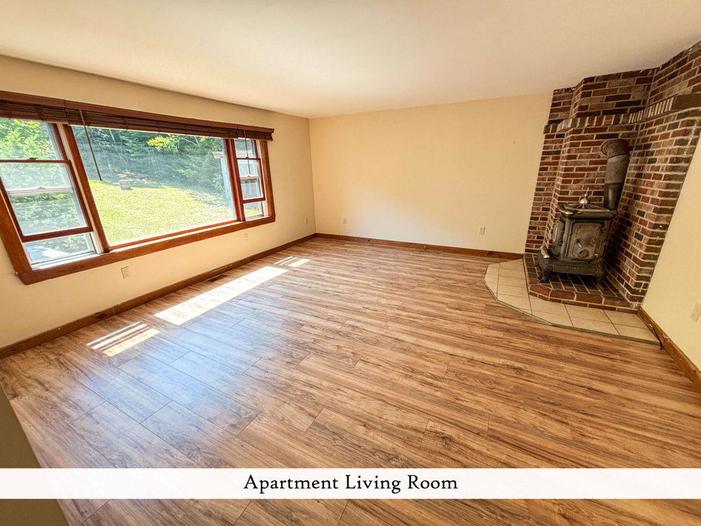 Apartment Living Room (1), label
