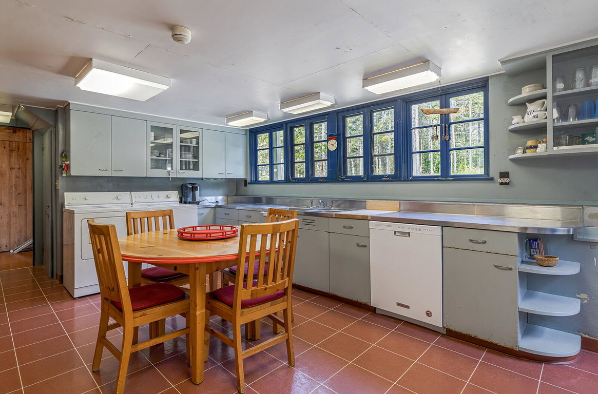 33-40 Wells Cove-DTP