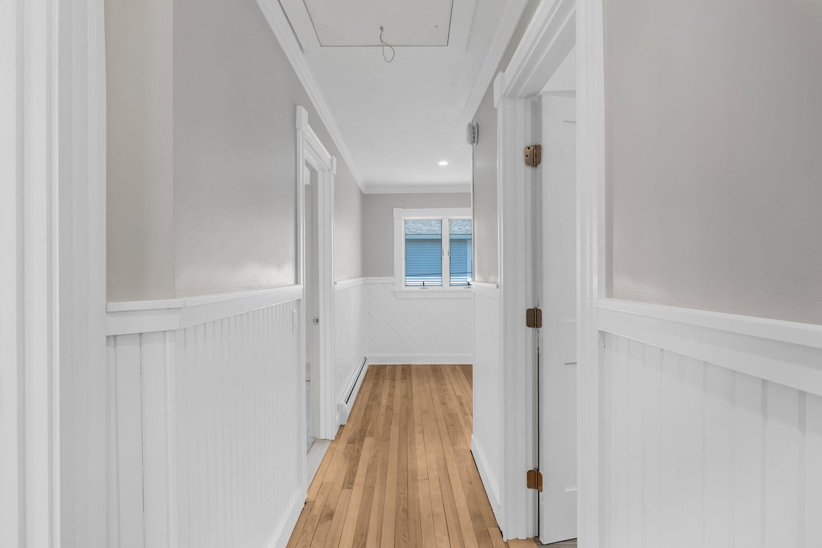 26-web-or-mls-54-greeley-ave