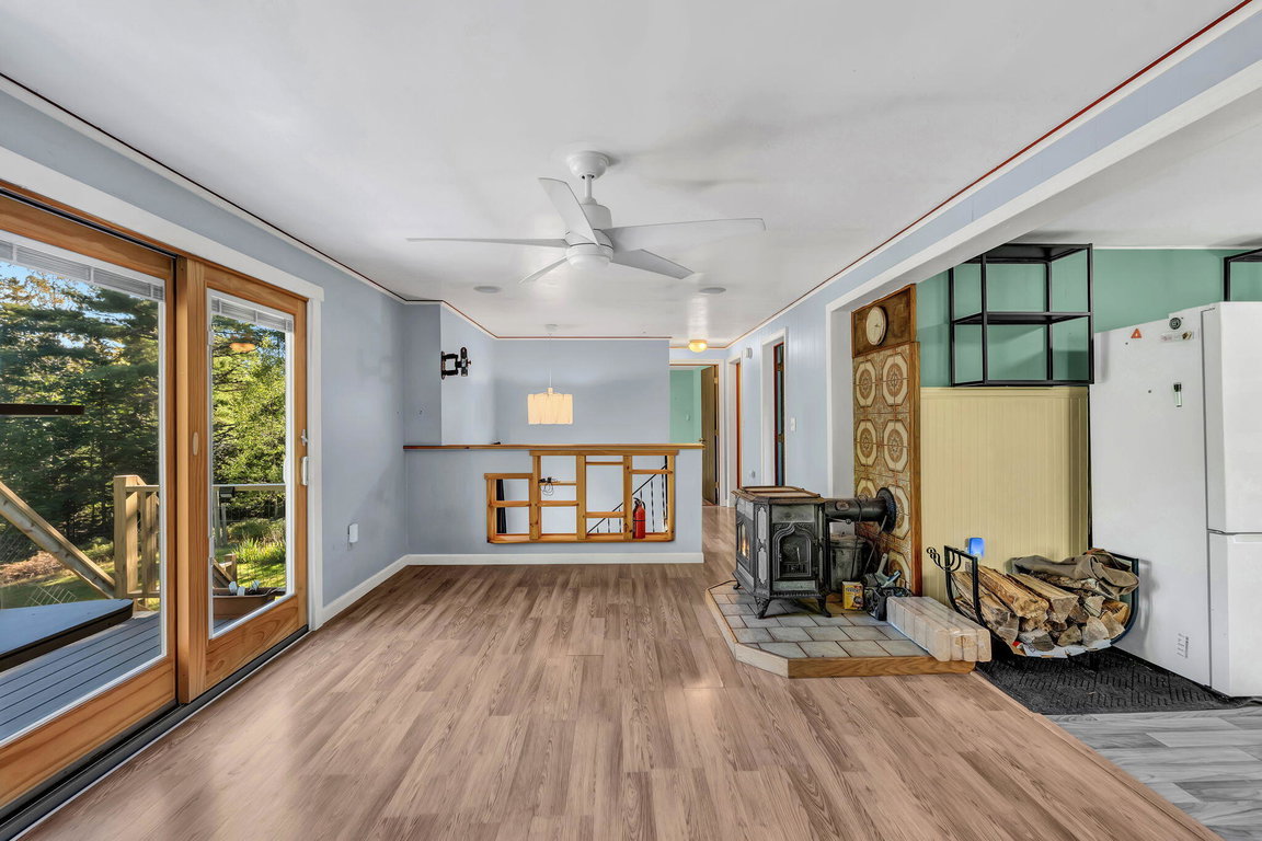 12-web-or-mls-736-eagle-lake-rd