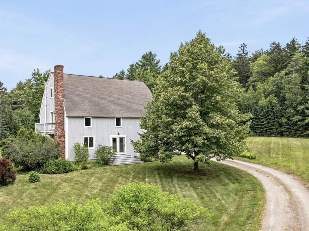 10 Arrowhead Ridge Road Freeport