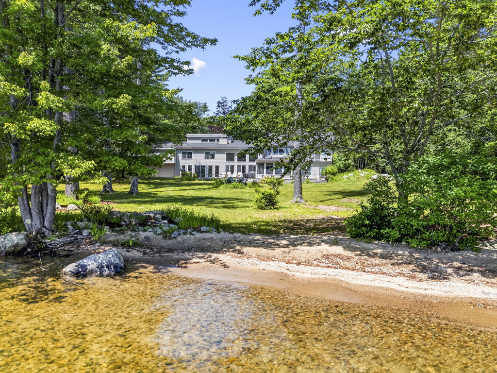 81 Shaw Road Raymond