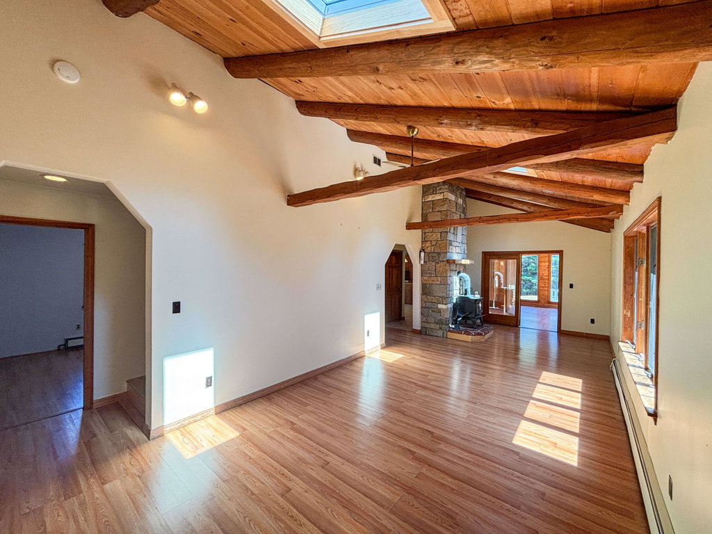 Living Room (3)